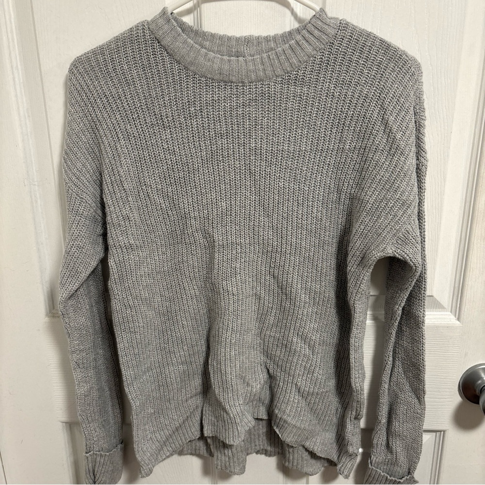 American Eagle Outfitters Light Gray Knit Pullover
